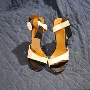 Cato Women's Black and Cream Heels